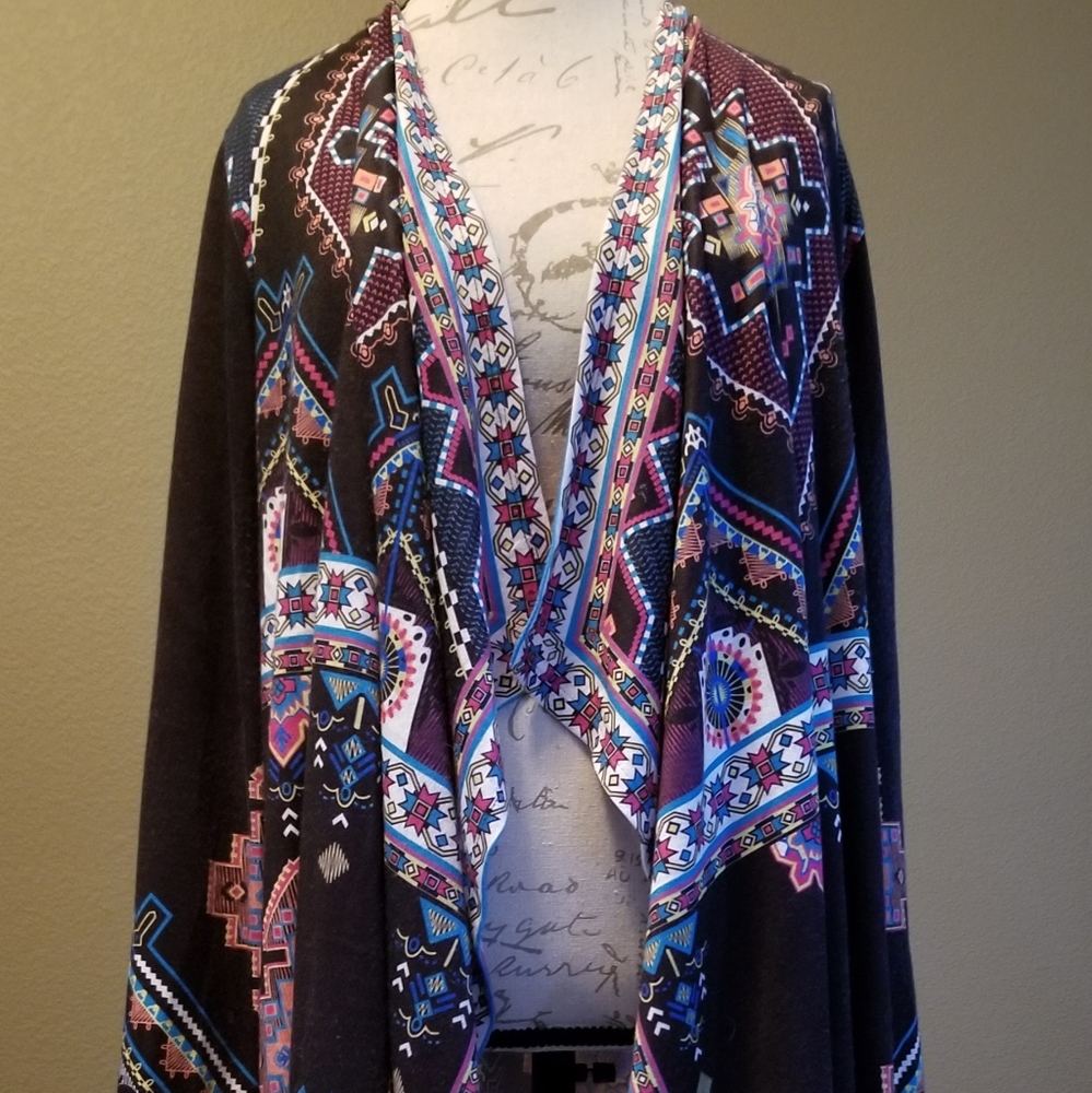 Aztec print flyaway duster